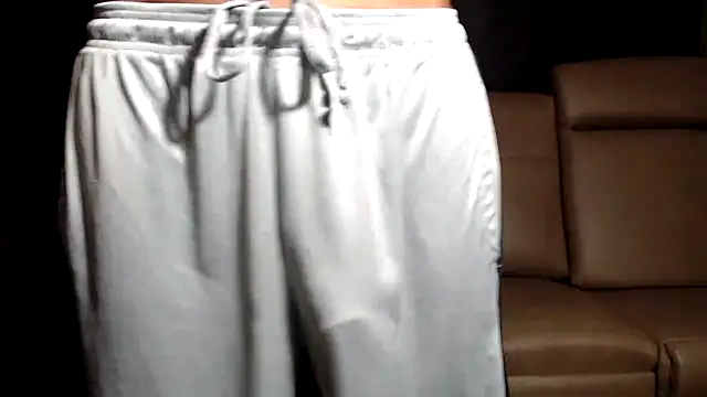 Snapshot of ThickD2C chatting on May 27, 2026, 4:59 pm ThickD2C online show from May 27, 2026, 4:59 pm