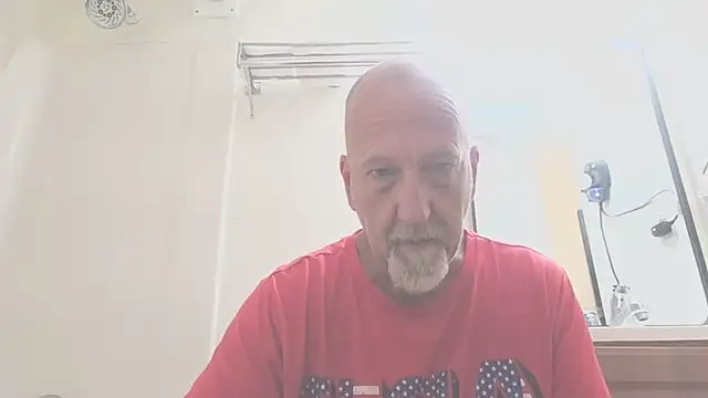 Snapshot of Yankeedave420 chatting on July 25, 2026, 3:48 am Yankeedave420 online show from July 25, 2026, 3:48 am