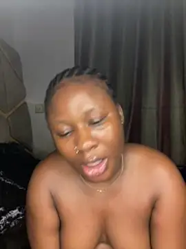 catty3232 online show from November 25, 2025, 11:16 pm