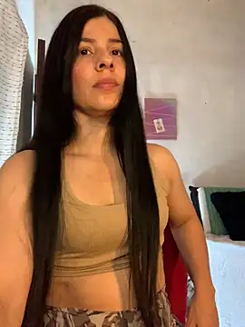 Estefani 32 online show from July 15, 2026, 2:11 pm