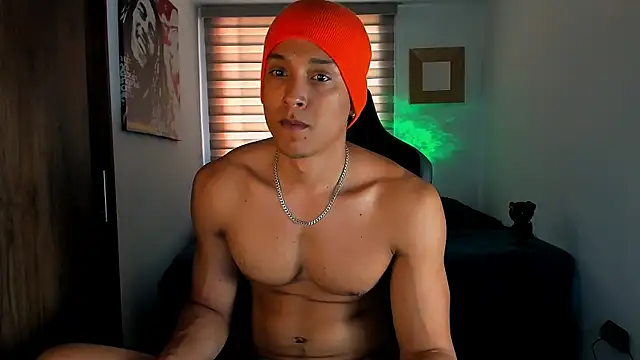 Snapshot of Liam_V chatting on January 25, 2025, 4:46 pm Liam V online show from January 25, 2025, 4:46 pm