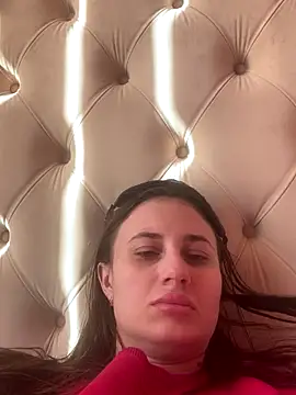 Flossy Vettie online show from October 31, 2025, 12:50 pm