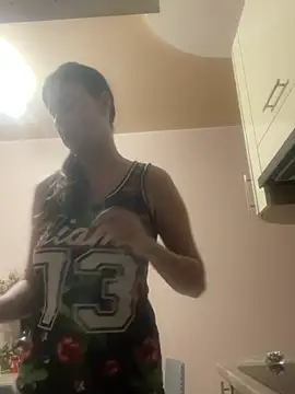 Snapshot of Flossy_Vettie chatting on July 29, 2026, 6:28 pm Flossy Vettie online show from July 29, 2026, 6:28 pm