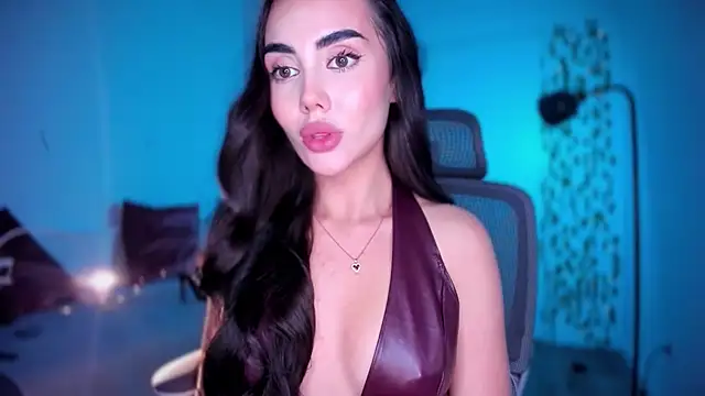 Snapshot of Lil_Gabby chatting on December 14, 2025, 7:40 pm Lil Gabby online show from December 14, 2025, 7:40 pm