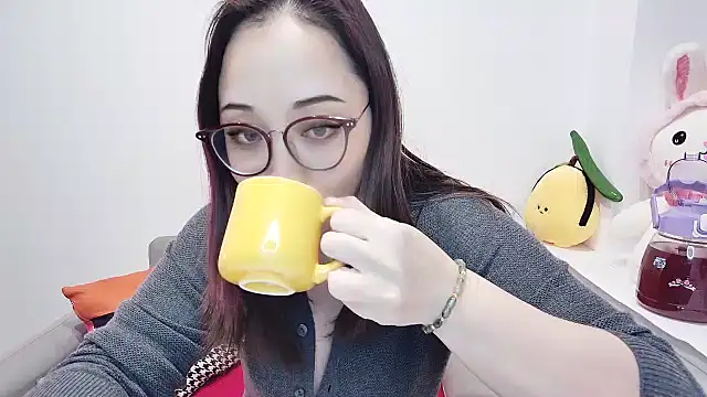 Snapshot of Giuliam chatting on February 21, 2025, 8:40 am Giuliam online show from February 21, 2025, 8:40 am