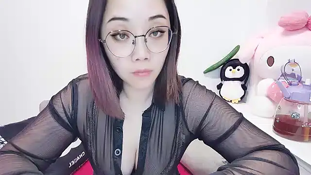 Snapshot of Giuliam chatting on March 21, 2025, 11:12 am Giuliam online show from March 21, 2025, 11:12 am