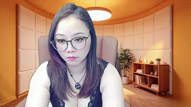 Giuliam online show from May 28, 2026, 6:27 pm