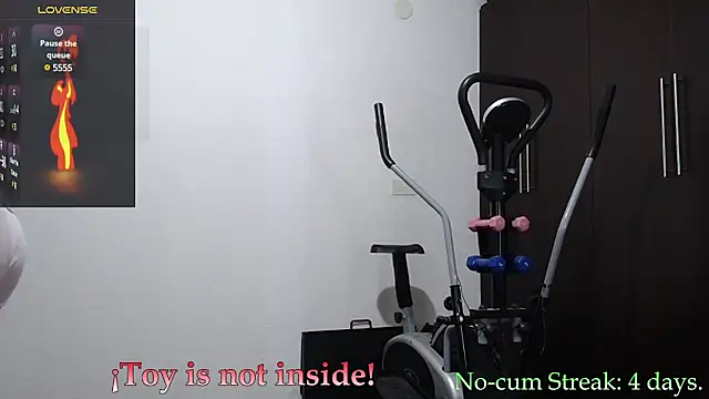 Snapshot of hxmisterh chatting on January 28, 2025, 5:22 am hxmisterh online show from January 28, 2025, 5:22 am