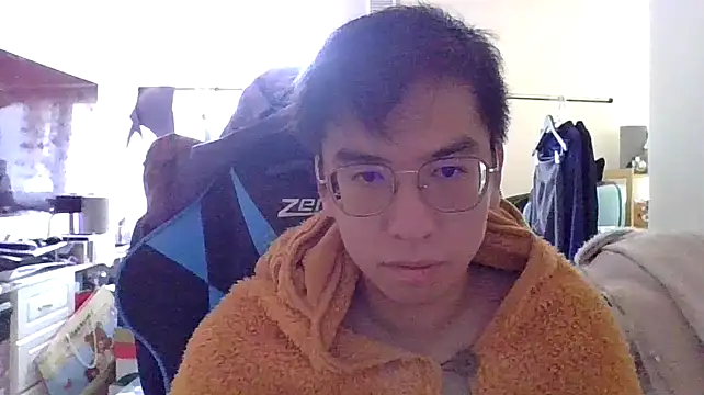 Snapshot of charlie_xdd chatting on February 15, 2025, 5:51 am charlie xdd online show from February 15, 2025, 5:51 am