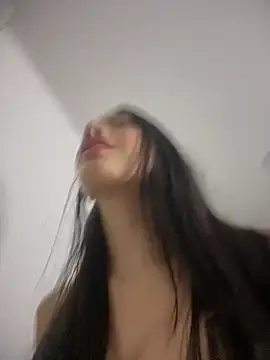 Snapshot of DulceLenns chatting on January 16, 2025, 10:34 pm DulceLenns online show from January 16, 2025, 10:34 pm