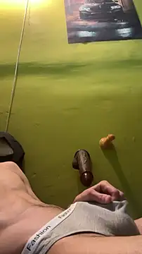 Snapshot of wissbkh chatting on February 2, 2026, 11:03 pm wissbkh online show from February 2, 2026, 11:03 pm