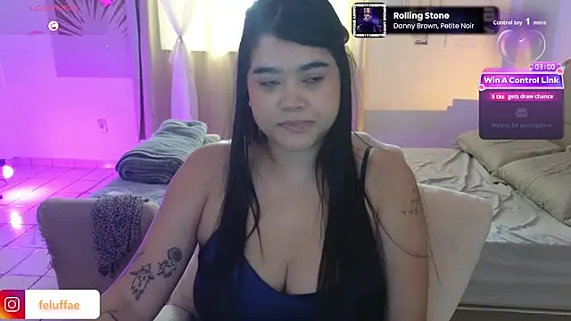 feluriana online show from April 22, 2026, 5:47 pm