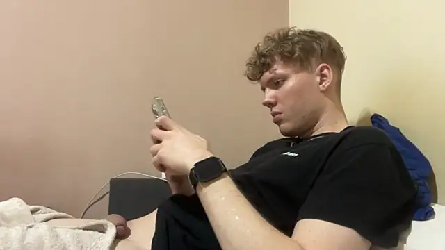 Snapshot of sexybooii6968 chatting on November 30, 2025, 3:27 pm sexybooii6968 online show from November 30, 2025, 3:27 pm