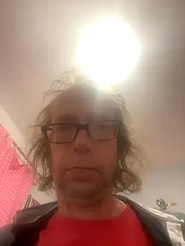 Snapshot of Spunkarama1 chatting on October 17, 2025, 8:22 pm Spunkarama1 online show from October 17, 2025, 8:22 pm