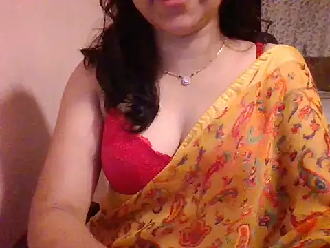 Pinky 4 online show from October 15, 2025, 2:28 pm