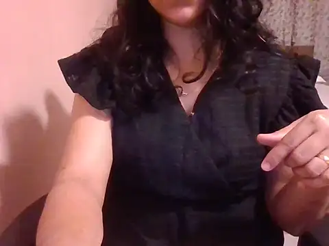 Pinky 4 online show from December 1, 2025, 2:33 pm