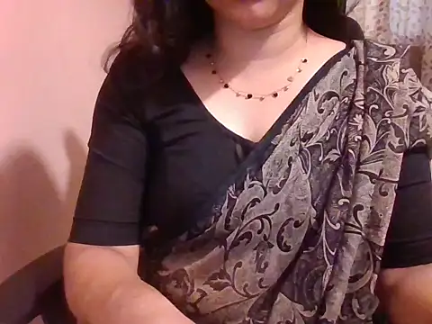 Snapshot of Pinky_4 chatting on May 2, 2026, 4:17 am Pinky 4 online show from May 2, 2026, 4:17 am