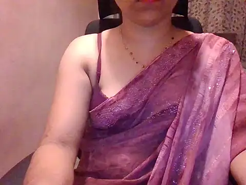 Snapshot of Pinky_4 chatting on June 8, 2026, 5:46 pm Pinky 4 online show from June 8, 2026, 5:46 pm