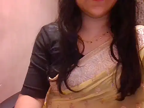 Snapshot of Pinky_4 chatting on June 9, 2026, 5:57 pm Pinky 4 online show from June 9, 2026, 5:57 pm