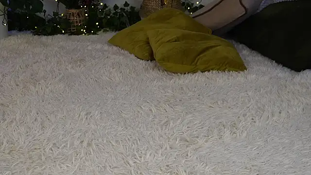 Snapshot of ScarletBlaze chatting on January 23, 2025, 12:25 am ScarletBlaze online show from January 23, 2025, 12:25 am