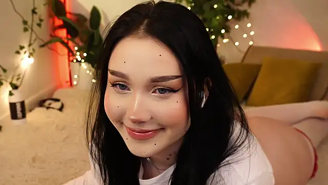 Snapshot of ScarletBlaze chatting on March 12, 2025, 6:11 pm ScarletBlaze online show from March 12, 2025, 6:11 pm