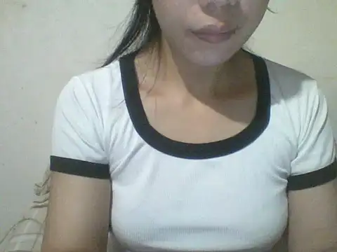 Snapshot of spankmybootyxxx chatting on April 18, 2026, 8:18 am spankmybootyxxx online show from April 18, 2026, 8:18 am