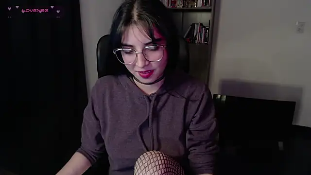 Snapshot of LemonsaD_ chatting on April 7, 2026, 10:09 pm LemonsaD online show from April 7, 2026, 10:09 pm