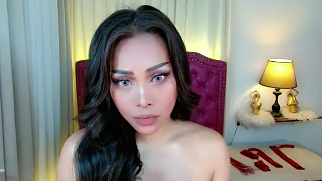 Snapshot of DreamLADYBOY chatting on May 21, 2026, 5:42 pm DreamLADYBOY online show from May 21, 2026, 5:42 pm