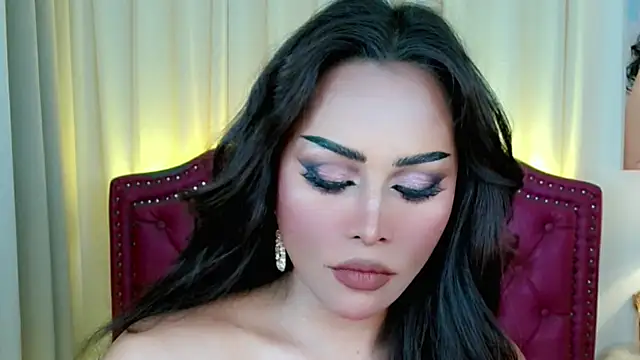 Snapshot of DreamLADYBOY chatting on June 11, 2026, 12:32 am DreamLADYBOY online show from June 11, 2026, 12:32 am