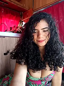 Simone Miller online show from February 18, 2025, 8:14 pm