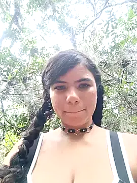 Simone Miller online show from March 3, 2025, 1:53 pm