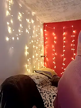 Snapshot of IvonneT chatting on December 12, 2024, 2:59 am IvonneT online show from December 12, 2024, 2:59 am