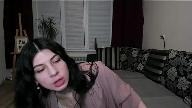 Snapshot of MolagAnna chatting on December 16, 2025, 7:52 pm MolagAnna online show from December 16, 2025, 7:52 pm