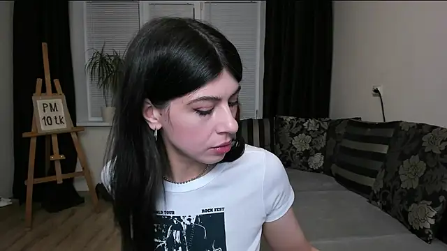 Snapshot of MolagAnna chatting on March 31, 2026, 6:08 pm MolagAnna online show from March 31, 2026, 6:08 pm