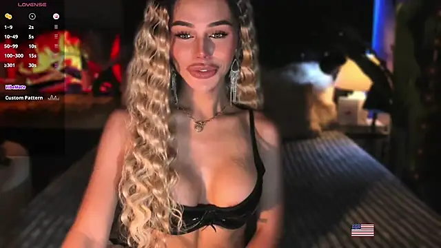 webcumgodess online show from November 15, 2025, 4:14 pm