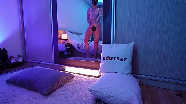 Janemasqueradeporn online show from February 28, 2025, 8:28 pm