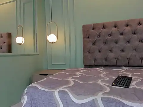 kathe hot online show from January 29, 2025, 7:22 pm