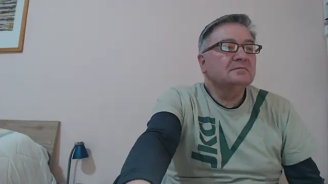 YOU6me online show from February 25, 2025, 5:47 pm