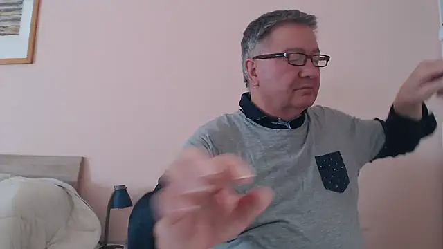 YOU6me online show from March 14, 2025, 9:14 am