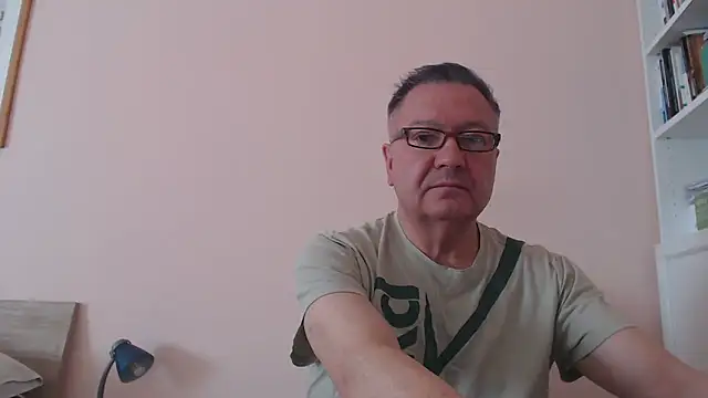 YOU6me online show from September 11, 2025, 7:52 am