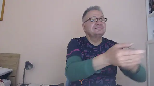 YOU6me online show from October 28, 2025, 4:31 pm