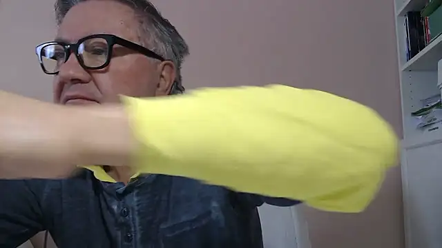 YOU6me online show from January 12, 2026, 8:41 am