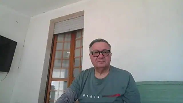 YOU6me online show from May 1, 2026, 9:14 am