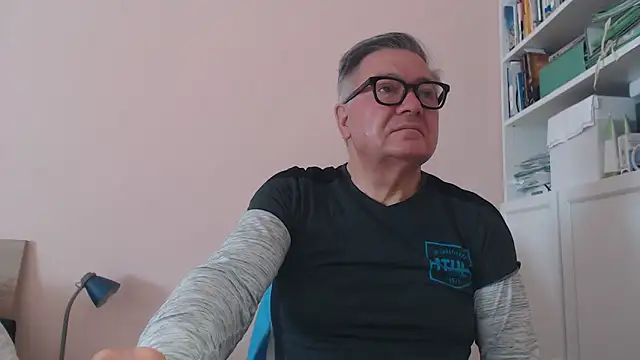 YOU6me online show from May 7, 2026, 7:58 am