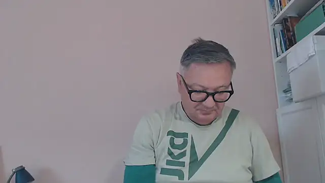 YOU6me online show from May 16, 2026, 7:38 am