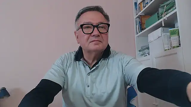 YOU6me online show from May 25, 2026, 8:09 am