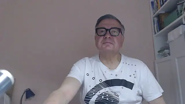 YOU6me online show from June 17, 2026, 7:22 am
