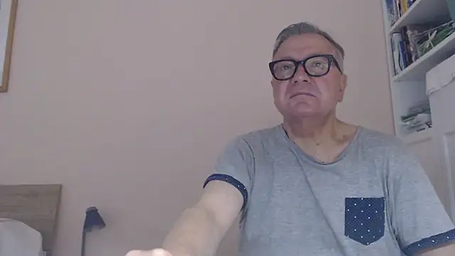YOU6me online show from July 3, 2026, 7:26 am