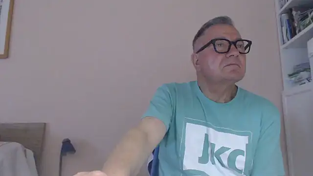 YOU6me online show from July 6, 2026, 3:03 pm
