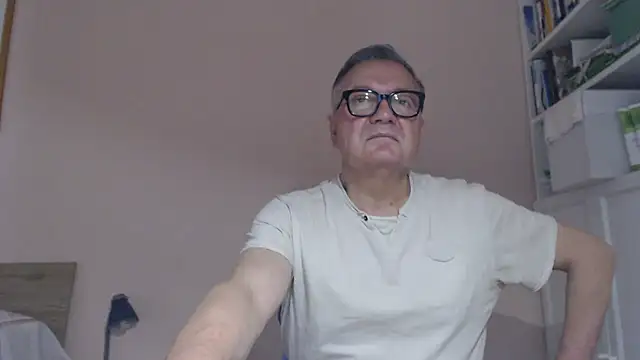 YOU6me online show from July 20, 2026, 3:03 pm